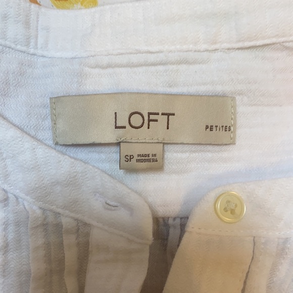 Loft Textured Pintuck Ruffle Cuff Blouse - Picture 2 of 3